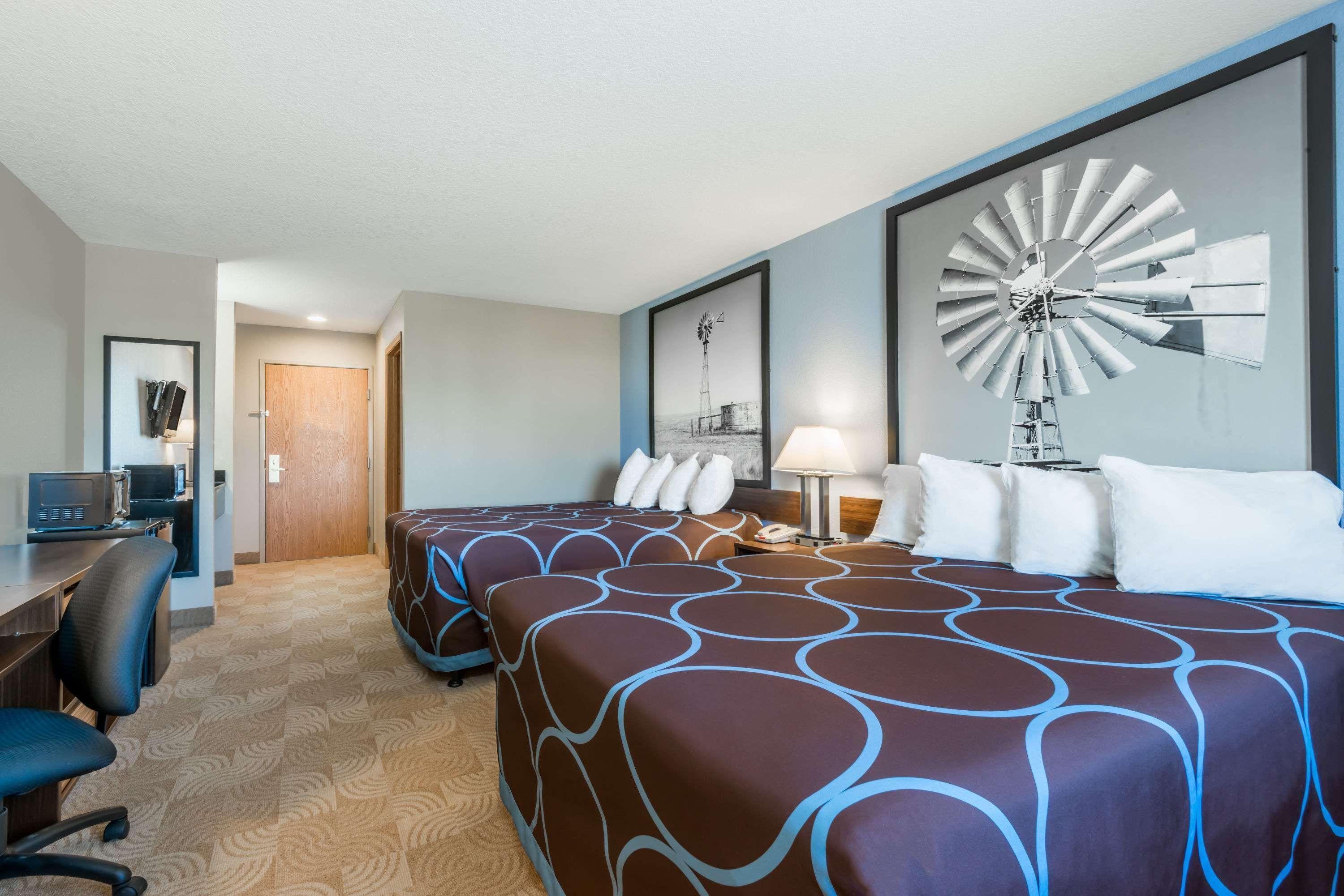 Отель Super 8 By Wyndham Beloit Экстерьер фото
